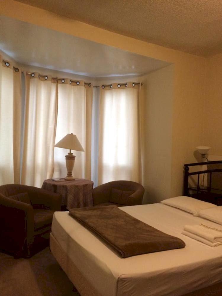 Adas Guesthouse Торонто Экстерьер фото