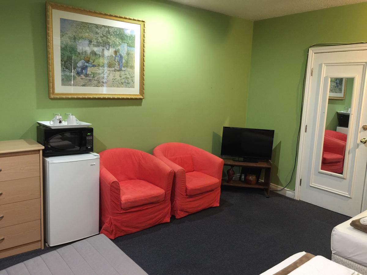 Adas Guesthouse Торонто Номер фото