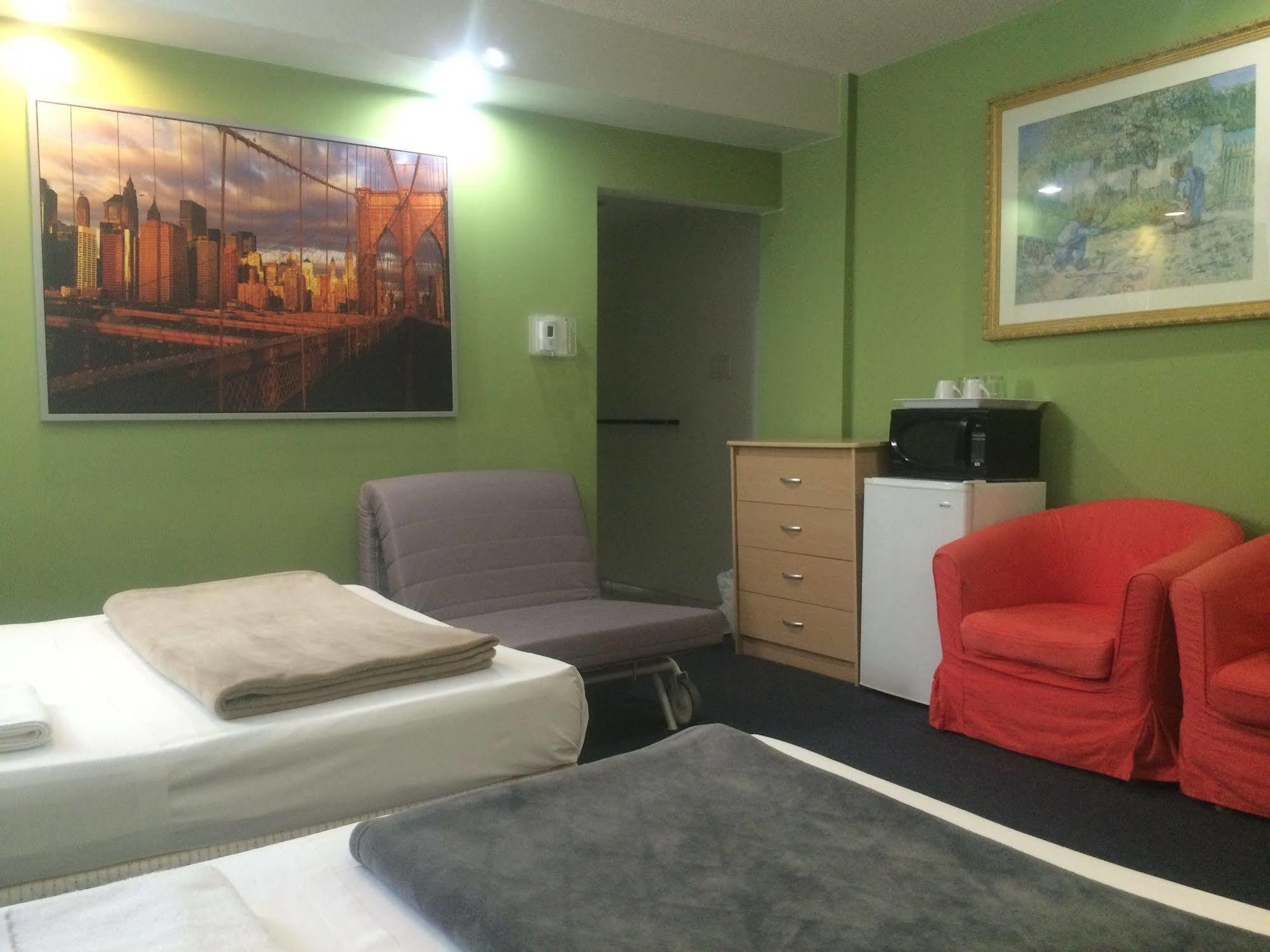 Adas Guesthouse Торонто Экстерьер фото
